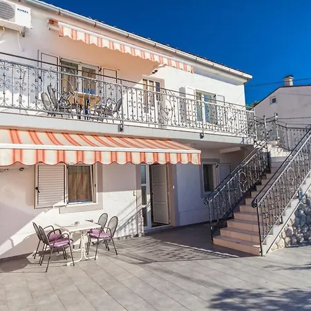 Carmen דירה קריקווניצה