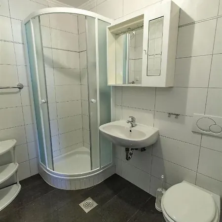 Carmen * קריקווניצה