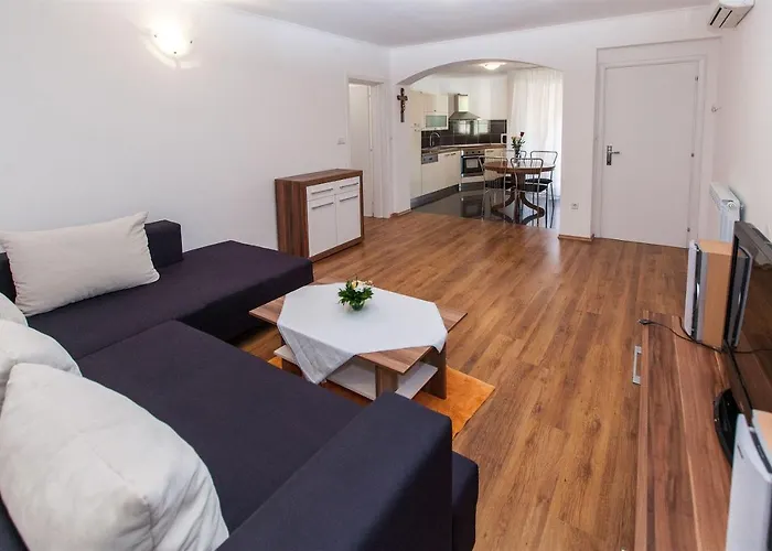 Appartement Carmen *